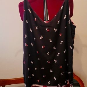 White House Black Market,  reversible tank